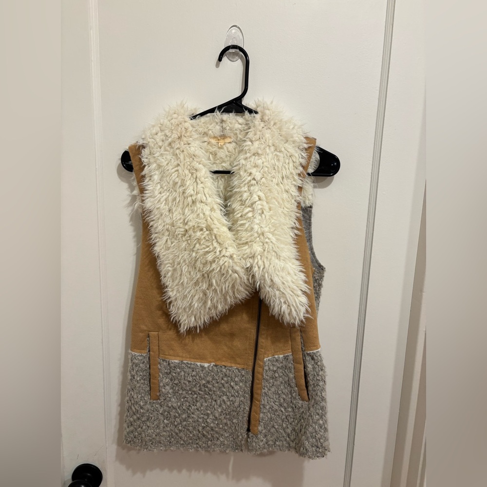 Faux Shearling Vest with Fur Collar
